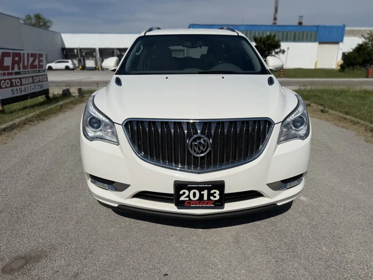 Buick Enclave photo Buick Enclave
