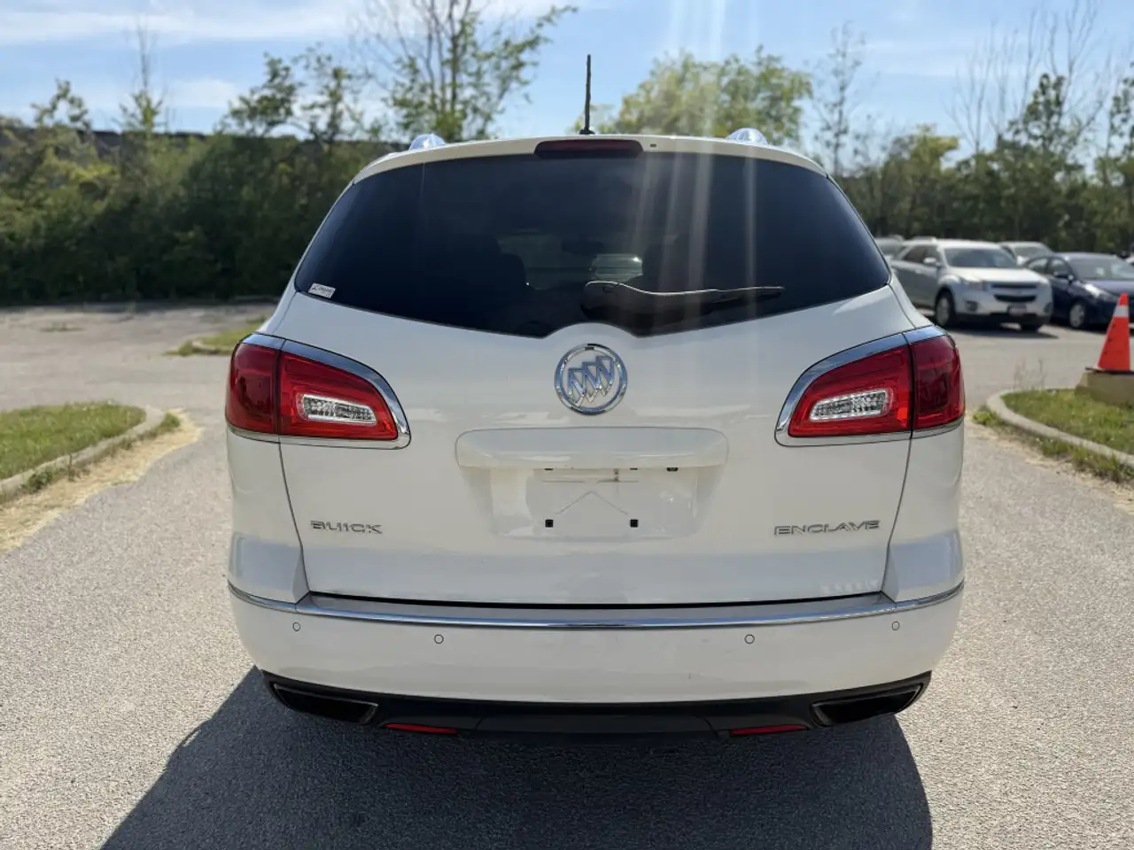 Buick Enclave photo Buick Enclave