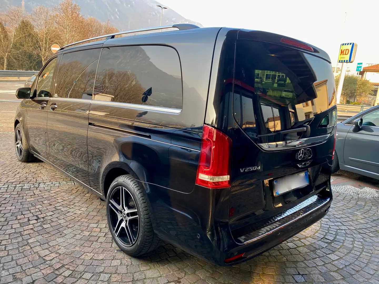 Mercedes-Benz V 250 Extralong 250 d Premium auto Noir - 2