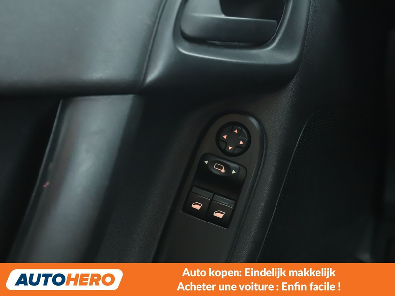 Citroen C3 1.0 VTi Attraction — photo 9