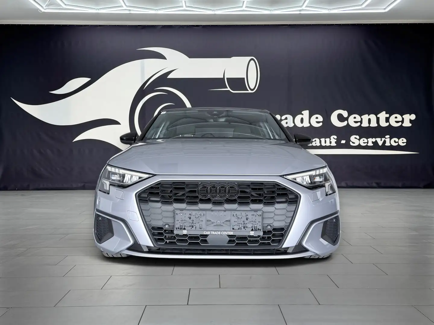 Audi A3 A3 SB 30 TFSI Silber - 2