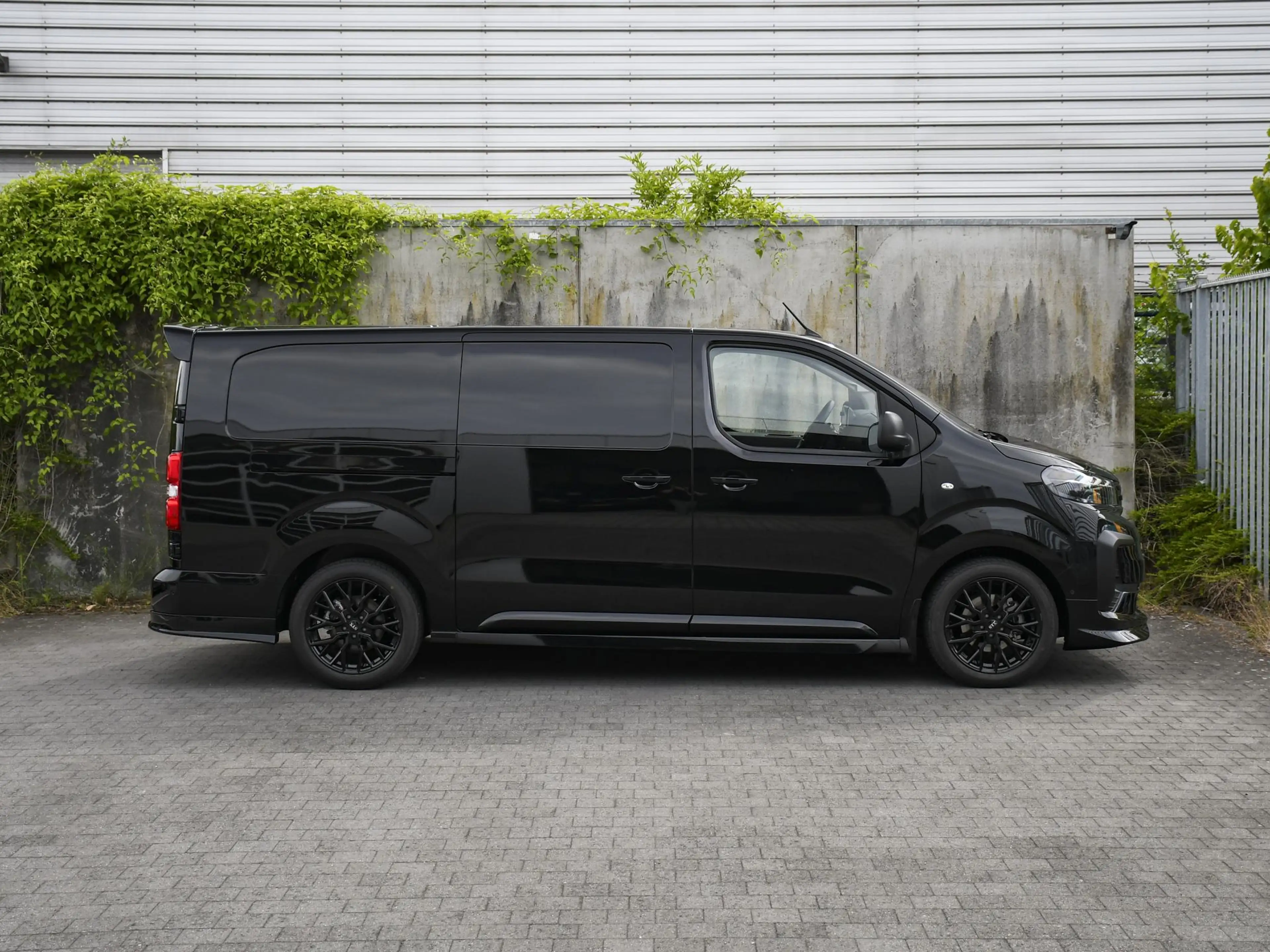 Peugeot e-Expert STX Edition L3H1 75 kWh 136pk Automaat SPOILERKIT — photo 5
