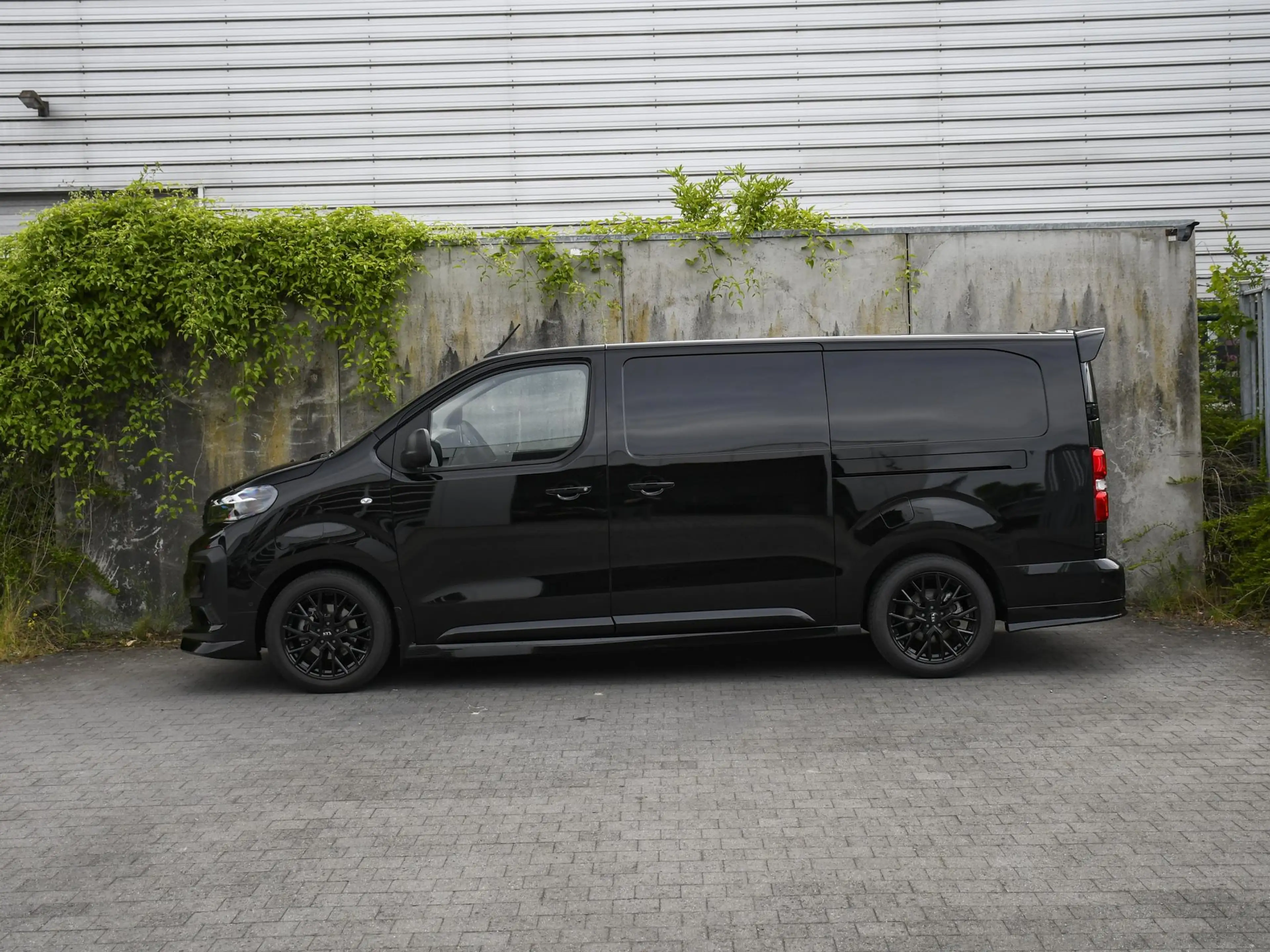 Peugeot e-Expert STX Edition L3H1 75 kWh 136pk Automaat SPOILERKIT — photo 4