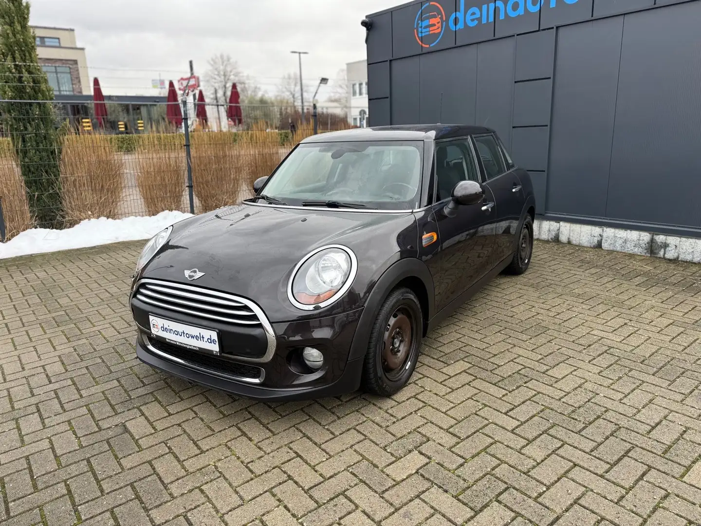 MINI One Mini 5-trg. One Braun - 1