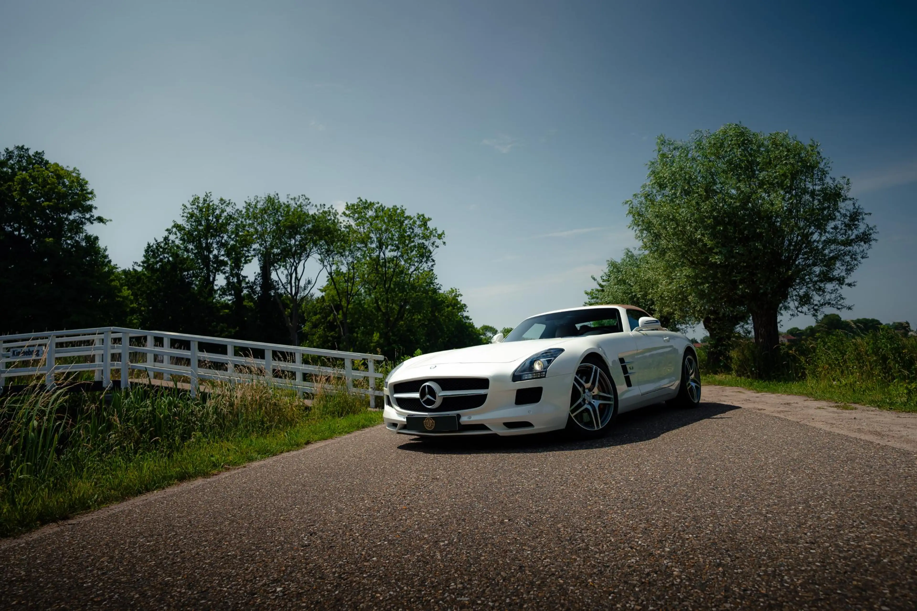 Mercedes-Benz SLS Roadster 6.3 AMG — photo 4