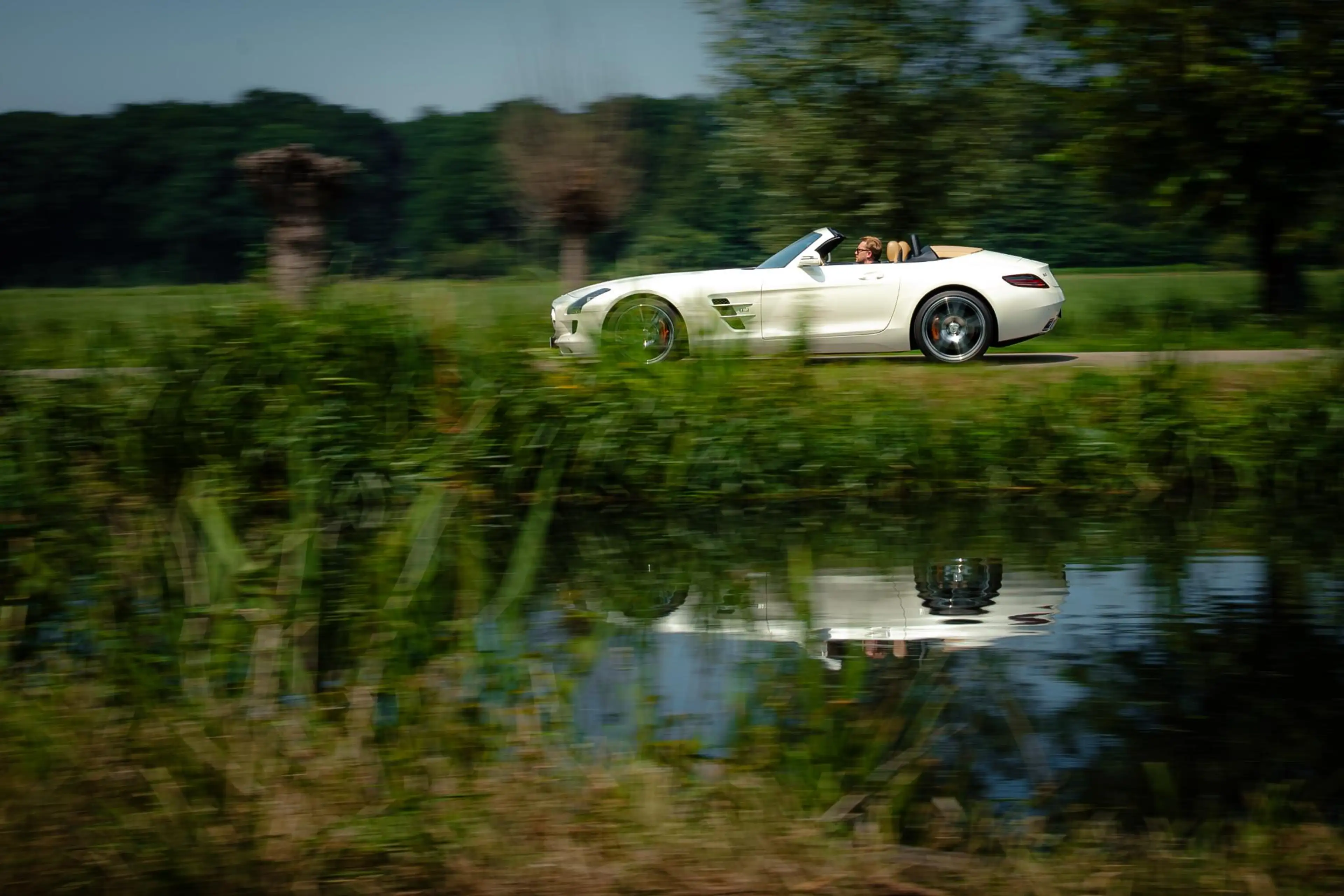 Mercedes-Benz SLS Roadster 6.3 AMG — photo 5