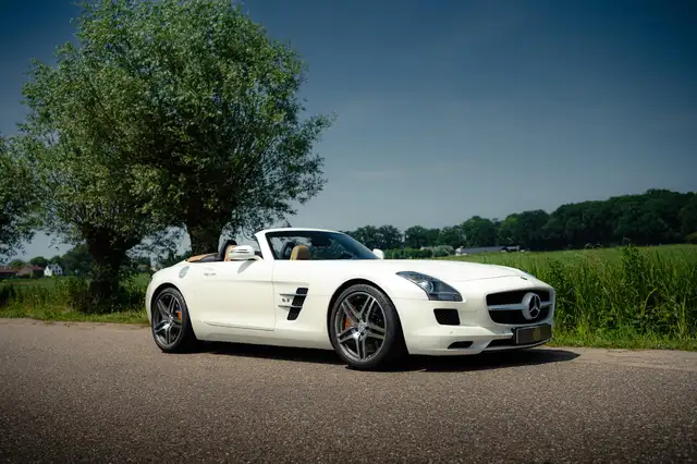 Mercedes-Benz SLS Roadster 6.3 AMG