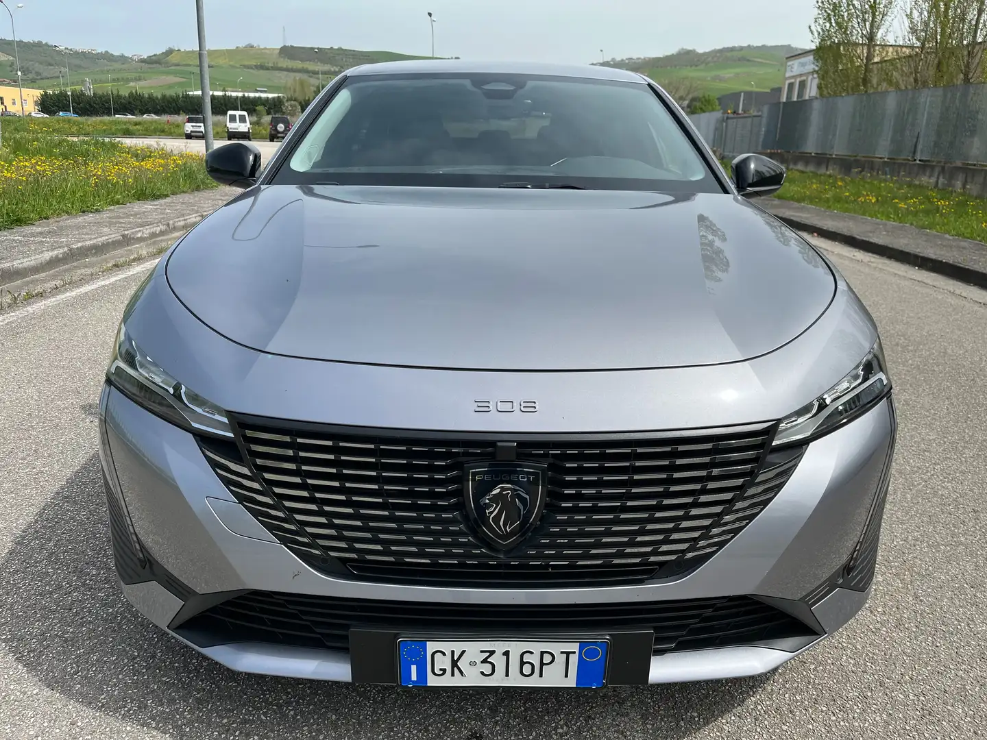 Peugeot 308 SW 1.5 bluehdi Allure Pack 130 cv Gris - 2