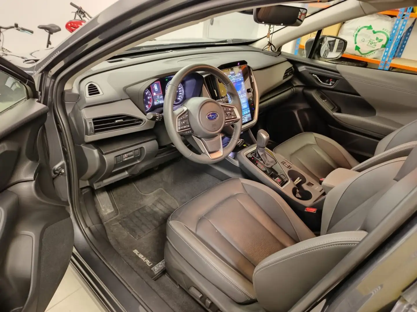 Subaru Crosstrek 2.0i Hybrid Touring CVT Gris - 2