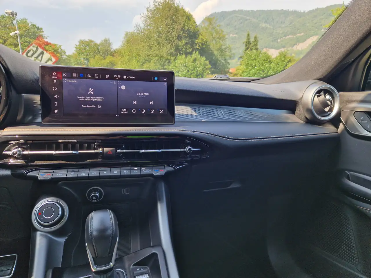 Alfa Romeo Tonale 2025 — фото 9