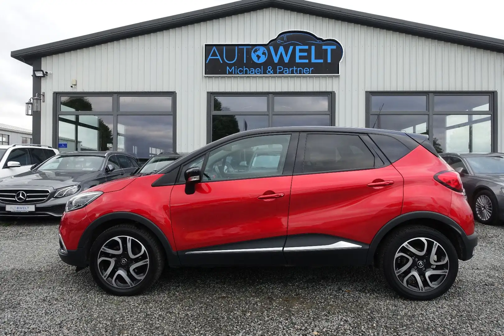 Renault Captur XMOD 1.2 Tce Aut.LEDER SITZH NAV KAM 17' Arancione - 1