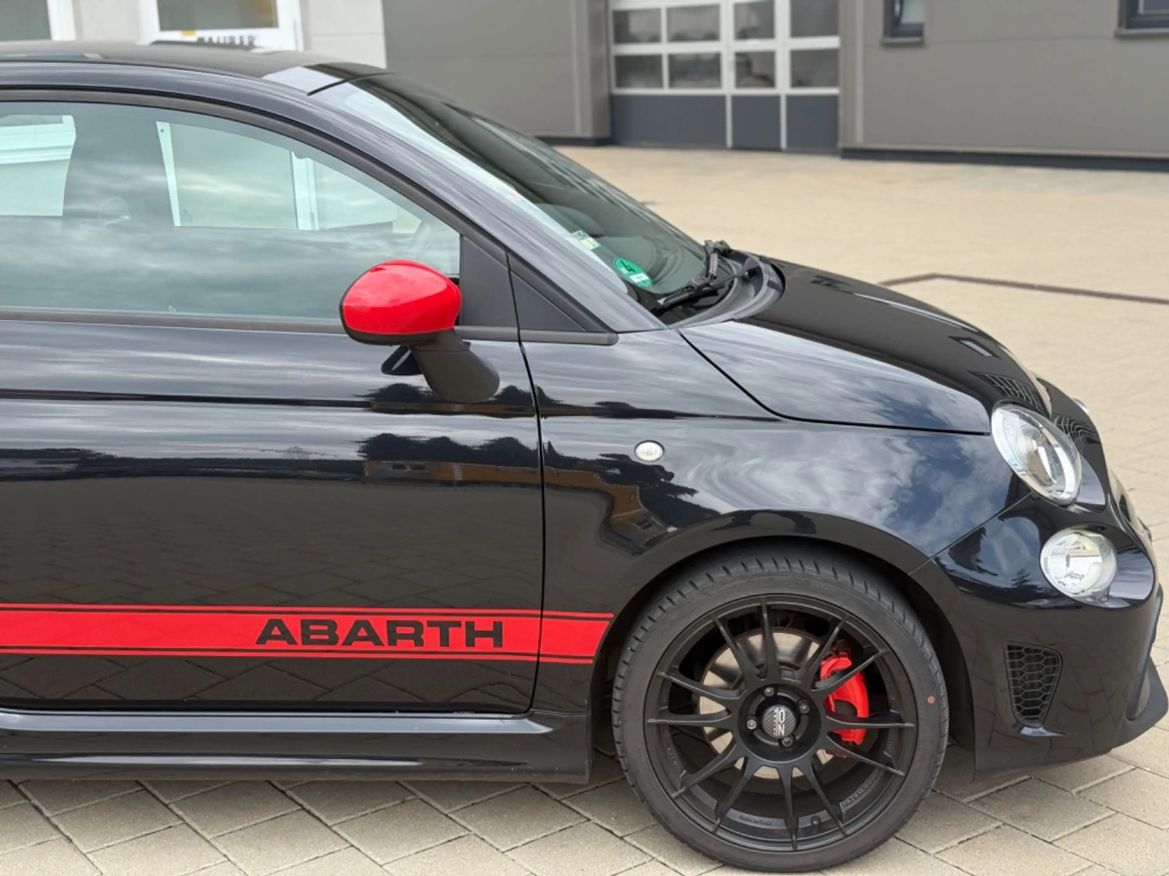 Abarth 500 595 Basis Sport 1.4 Digital 8xReifen — photo 11