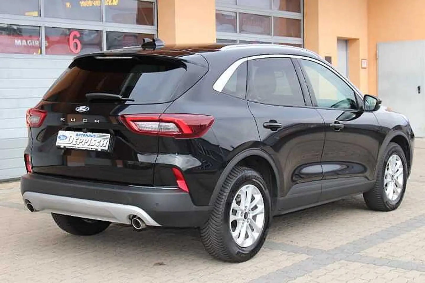 Ford Kuga 1.5 EcoBoost Titanium neues Modell Noir - 2