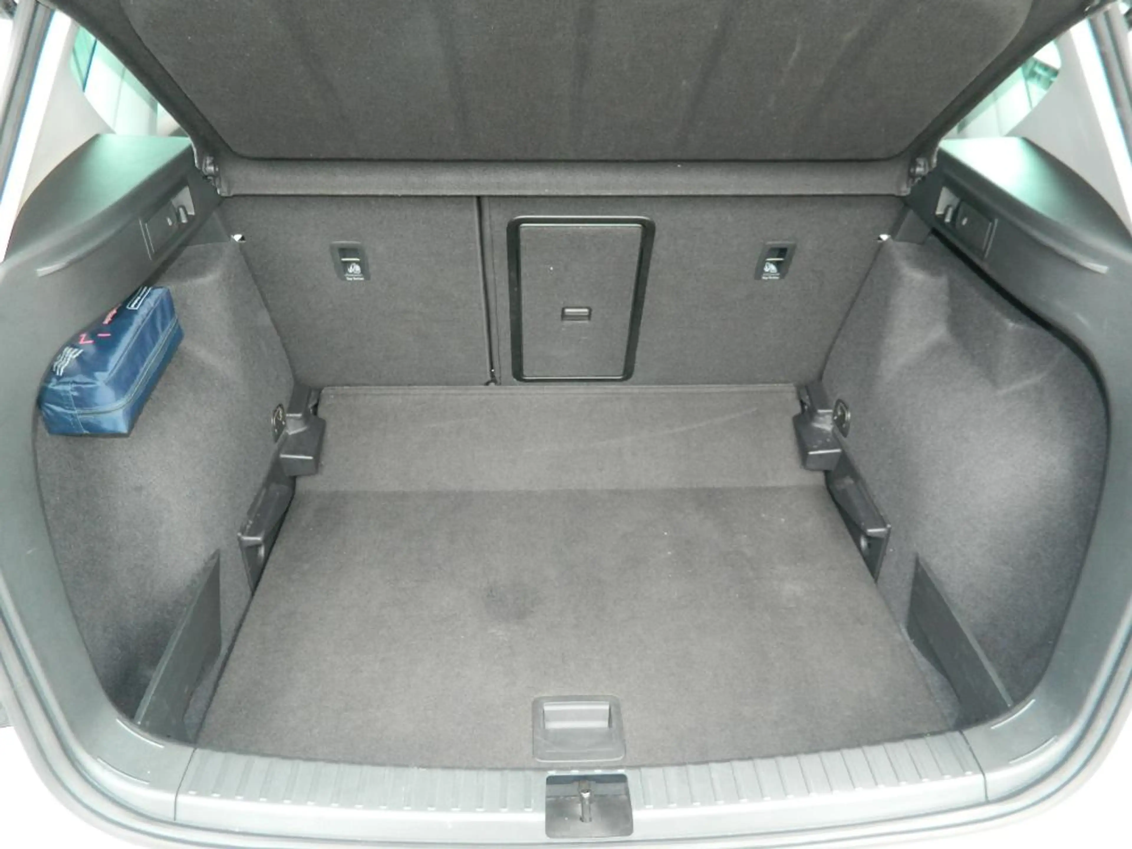 SEAT Ateca Xperience 1.5 TSI DSG AHK/NAVI/Sitzheiz/el Heckklappe/Frontscheibe beheizbar — photo 9