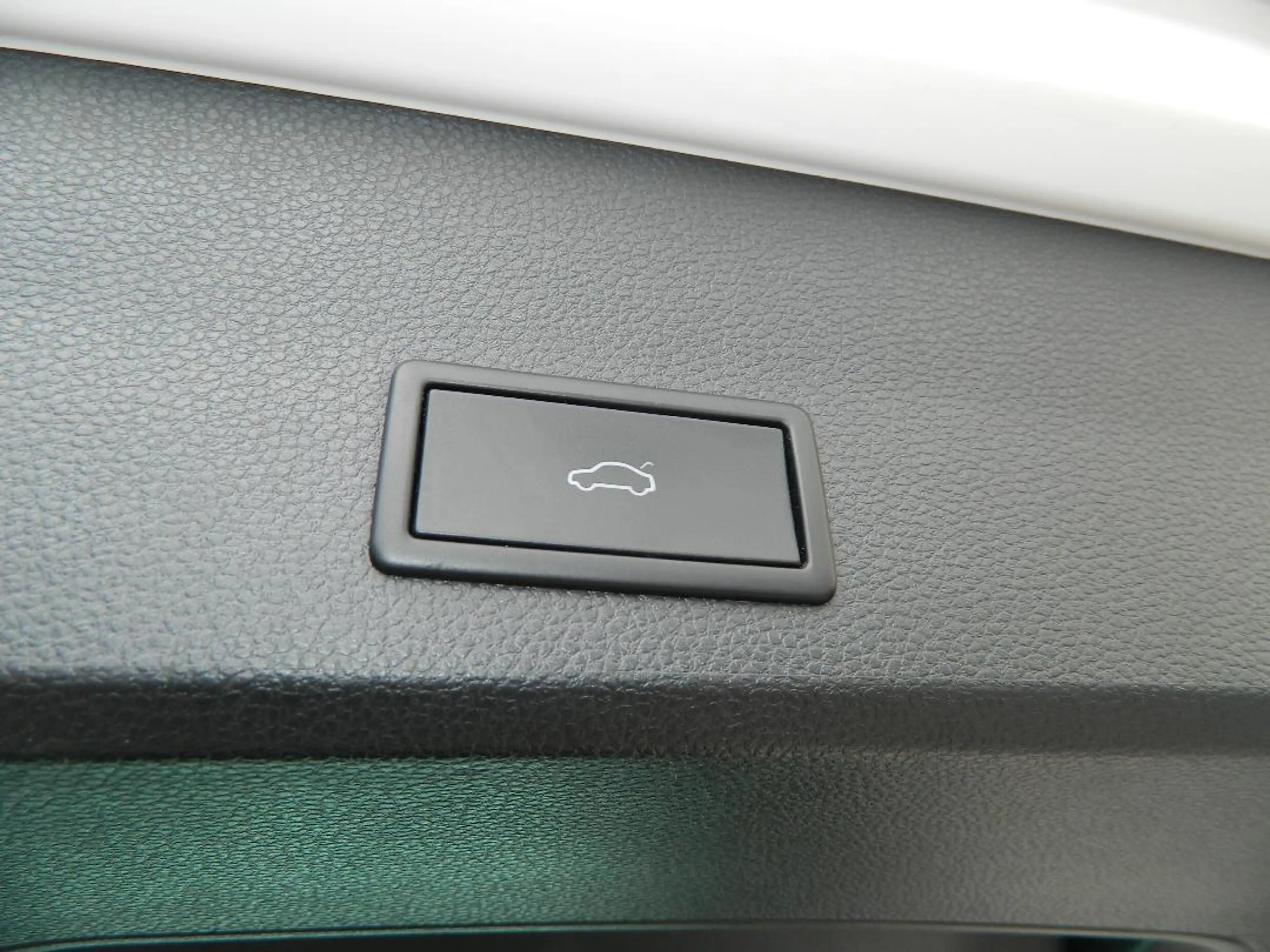SEAT Ateca Xperience 1.5 TSI DSG AHK/NAVI/Sitzheiz/el Heckklappe/Frontscheibe beheizbar — photo 10