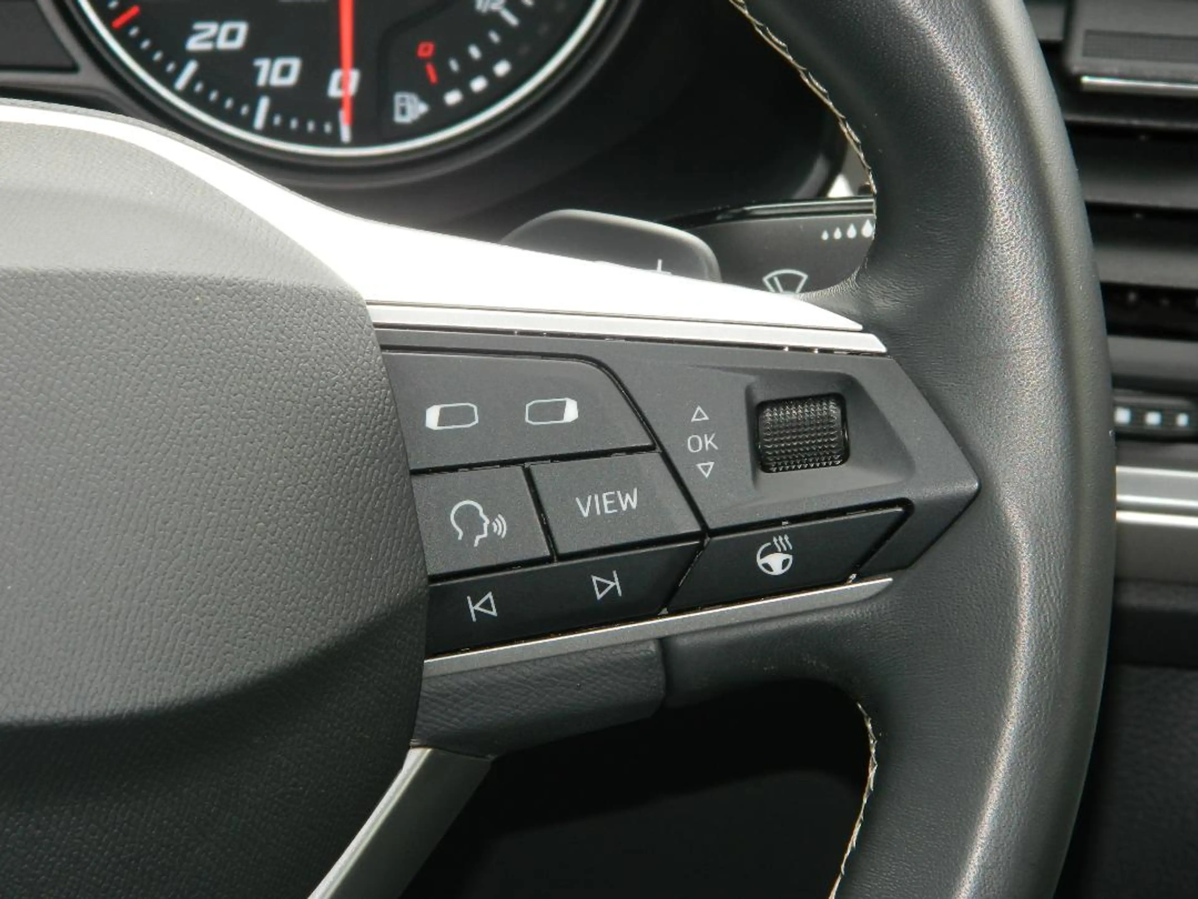 SEAT Ateca Xperience 1.5 TSI DSG AHK/NAVI/Sitzheiz/el Heckklappe/Frontscheibe beheizbar — photo 15
