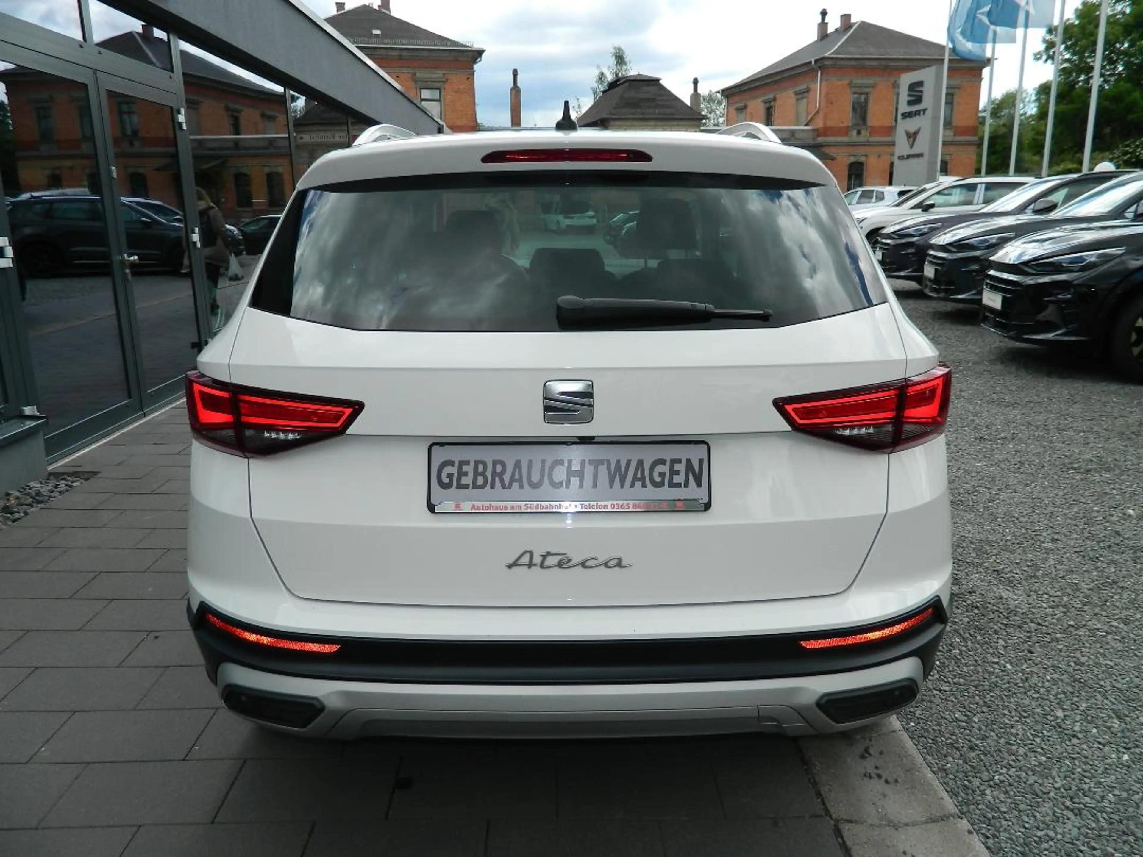 SEAT Ateca Xperience 1.5 TSI DSG AHK/NAVI/Sitzheiz/el Heckklappe/Frontscheibe beheizbar — photo 4
