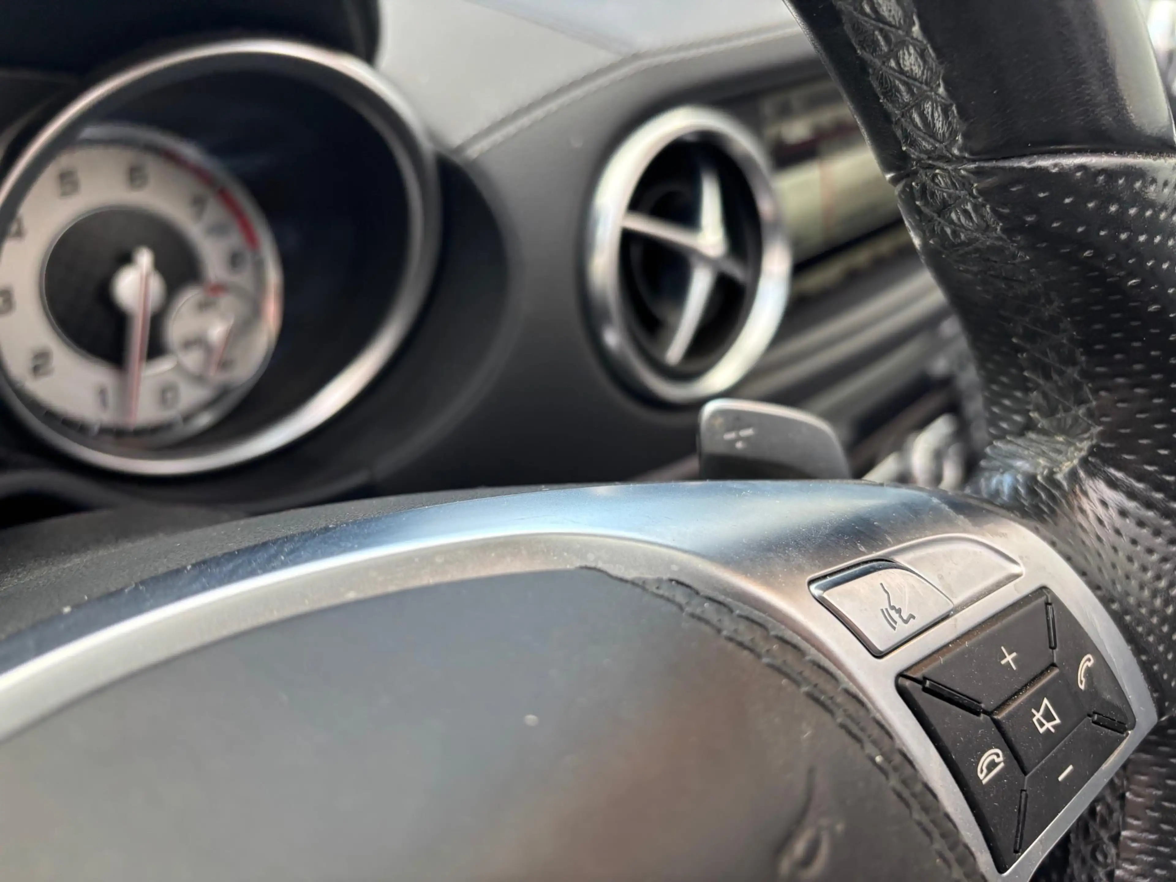 Mercedes-Benz SL 400 AMG Styling | Leder | Bi-Xenon — photo 13