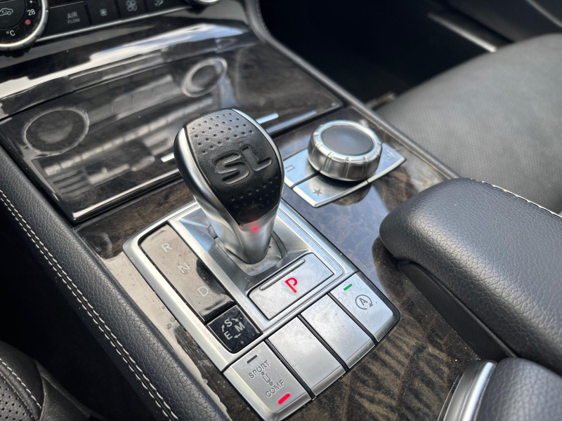 Mercedes-Benz SL 400 AMG Styling | Leder | Bi-Xenon — photo 10
