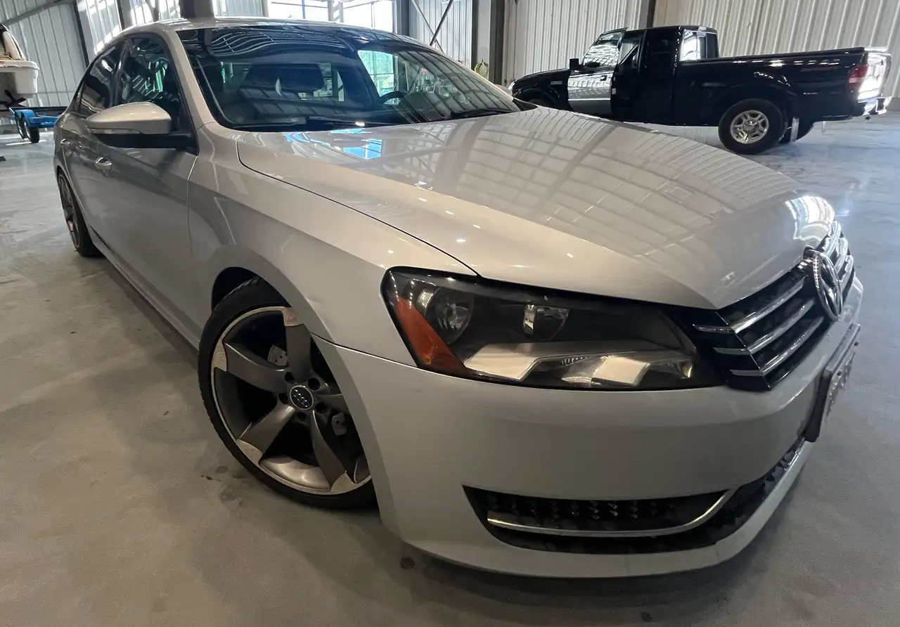 Volkswagen Passat снимка Volkswagen Passat