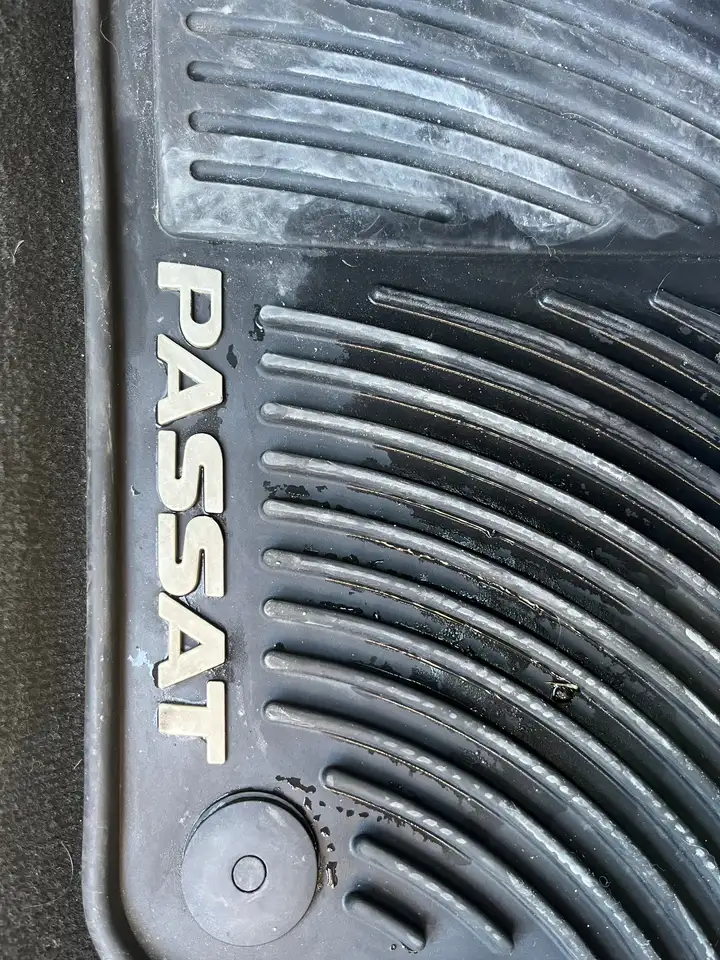 Volkswagen Passat снимка Volkswagen Passat