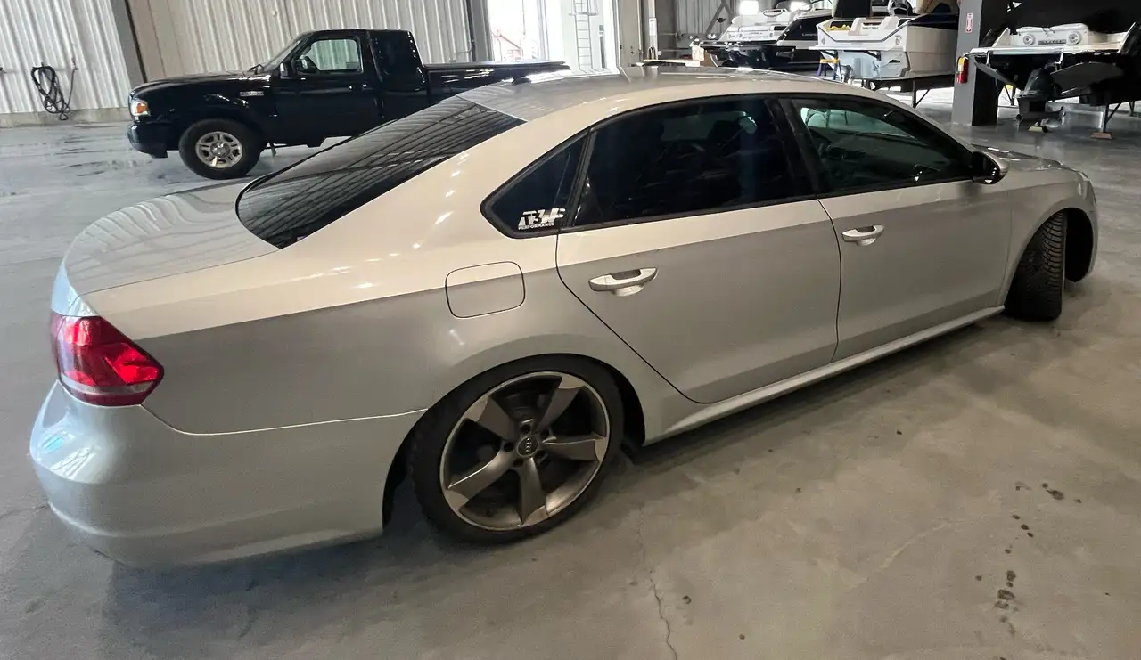 Volkswagen Passat снимка Volkswagen Passat
