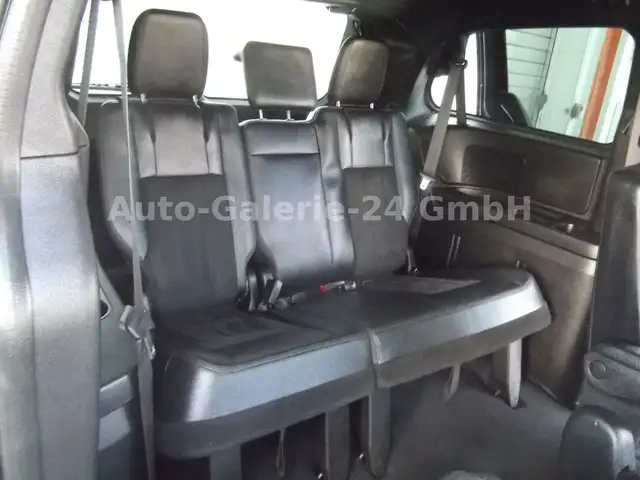 Dodge Grand Caravan view 11
