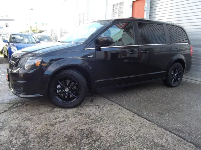 Dodge Grand Caravan 3,6 iGT- Line wenig Km!