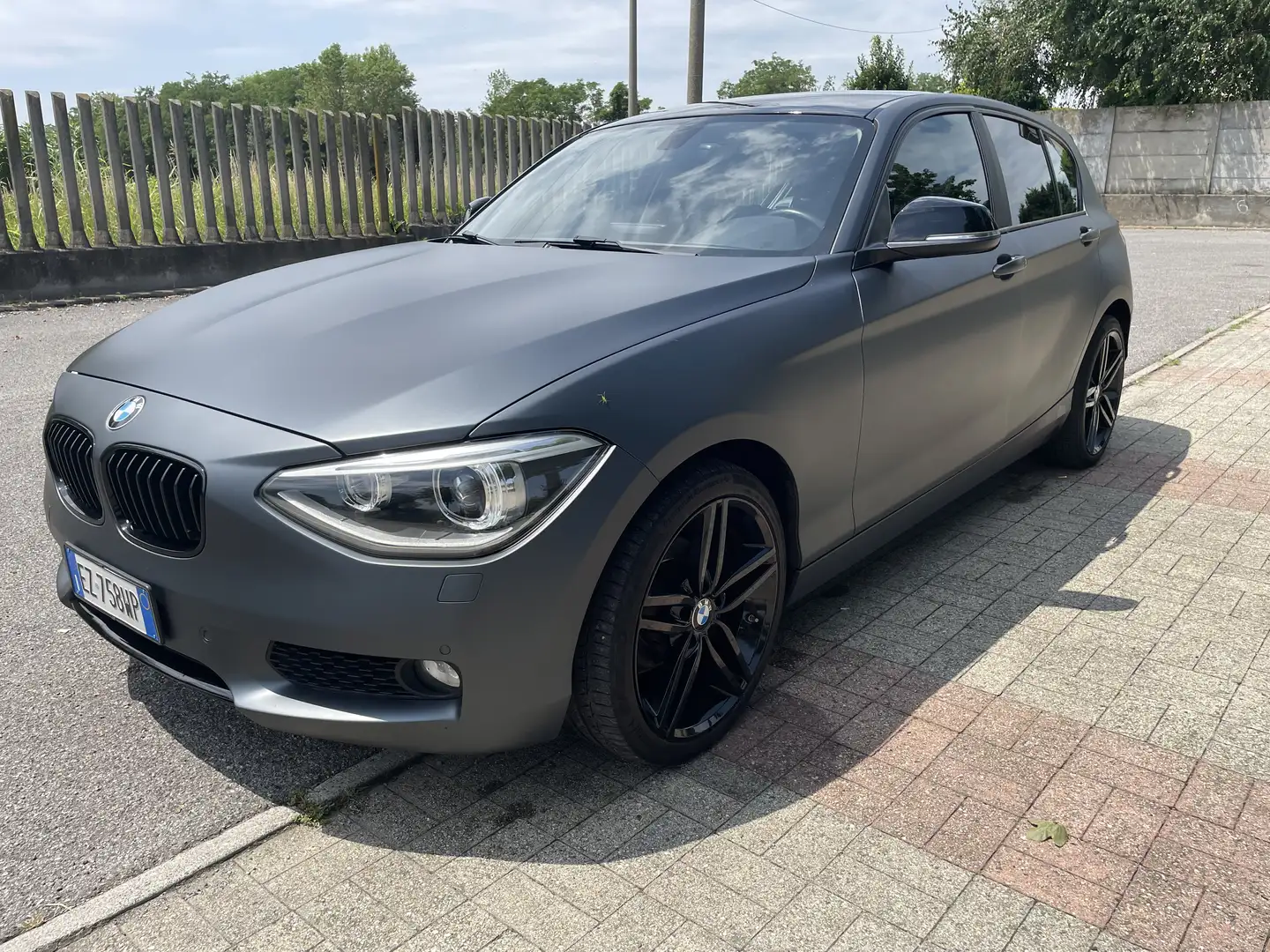 BMW 116 116d Urban 5p auto - 1