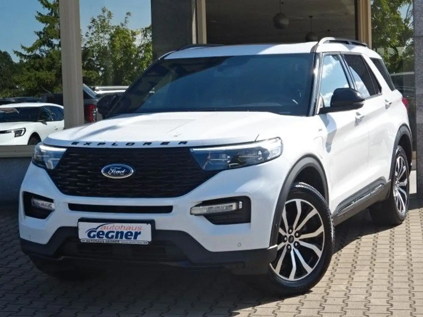 Ford Explorer 457PS PHEV ST-Line 4x4 Panorama Navi Weiß - 2