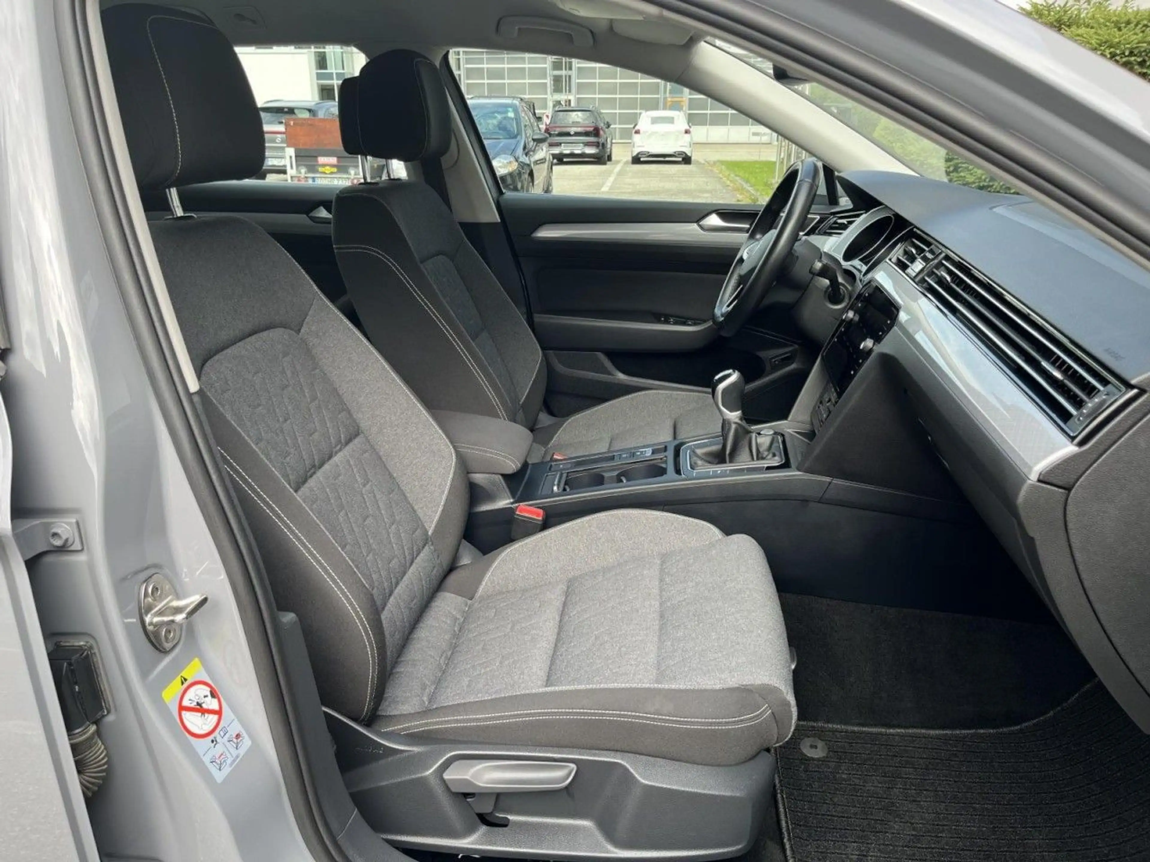 Volkswagen Passat Variant 2,0 TDI Business (LED+Navi+RearVi — photo 10