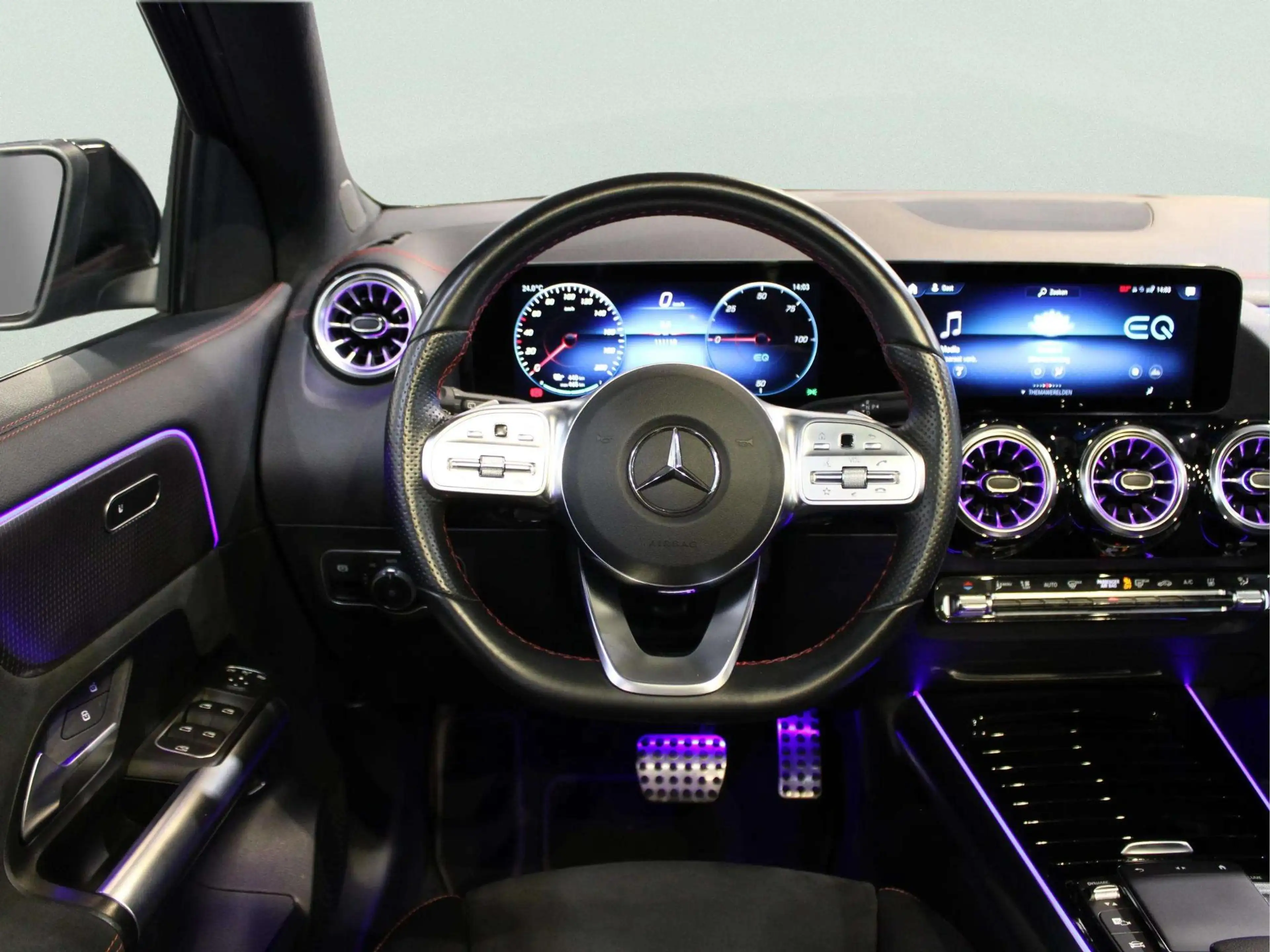 Mercedes-Benz EQA 250 250+ AMG Line 71 kWh Panorama dak | Trekhaak — photo 13