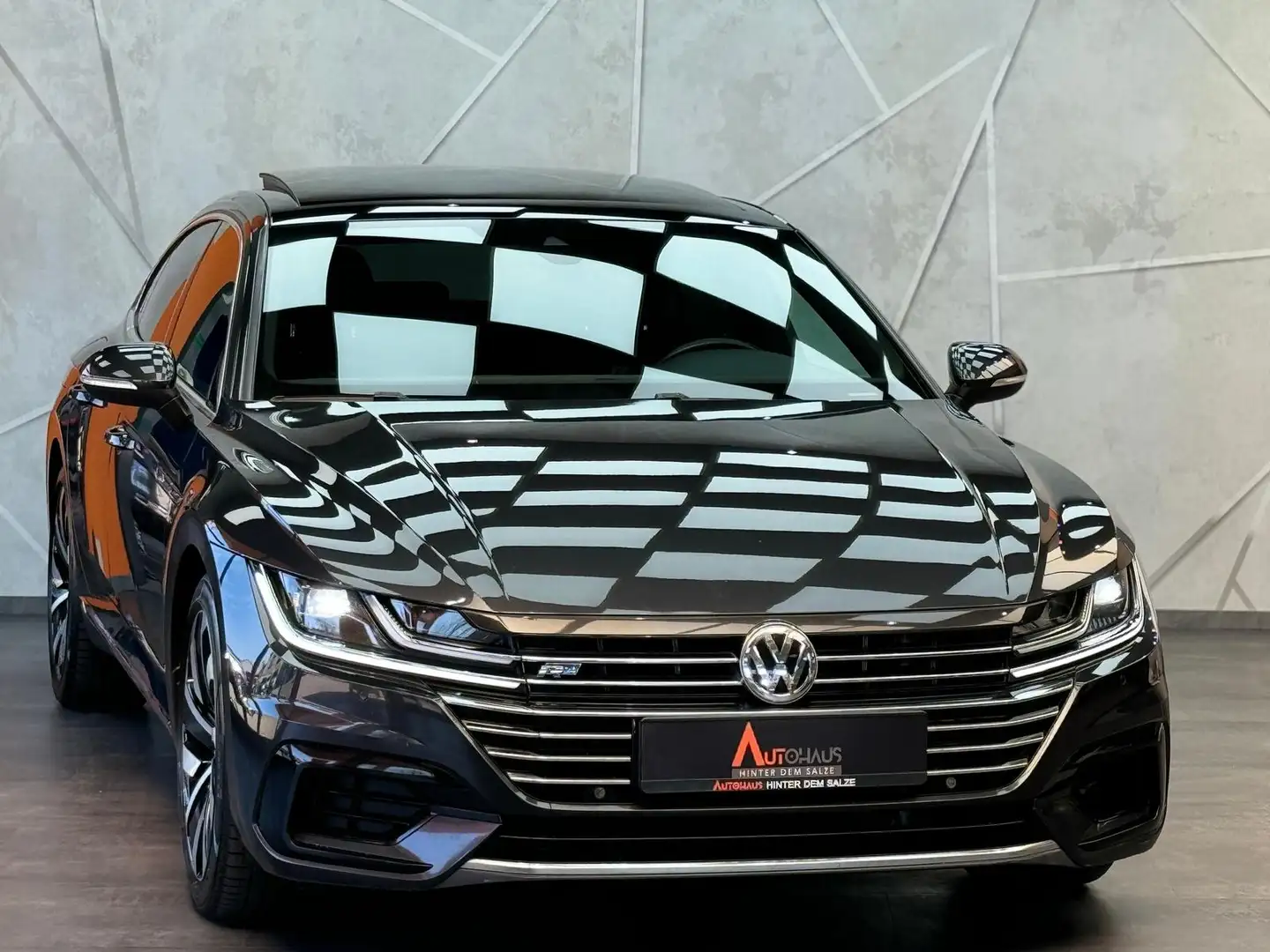 Volkswagen Arteon 4Motion 2.0 TSI R-LINE |8-FACH|MASSAGE Серый - 2
