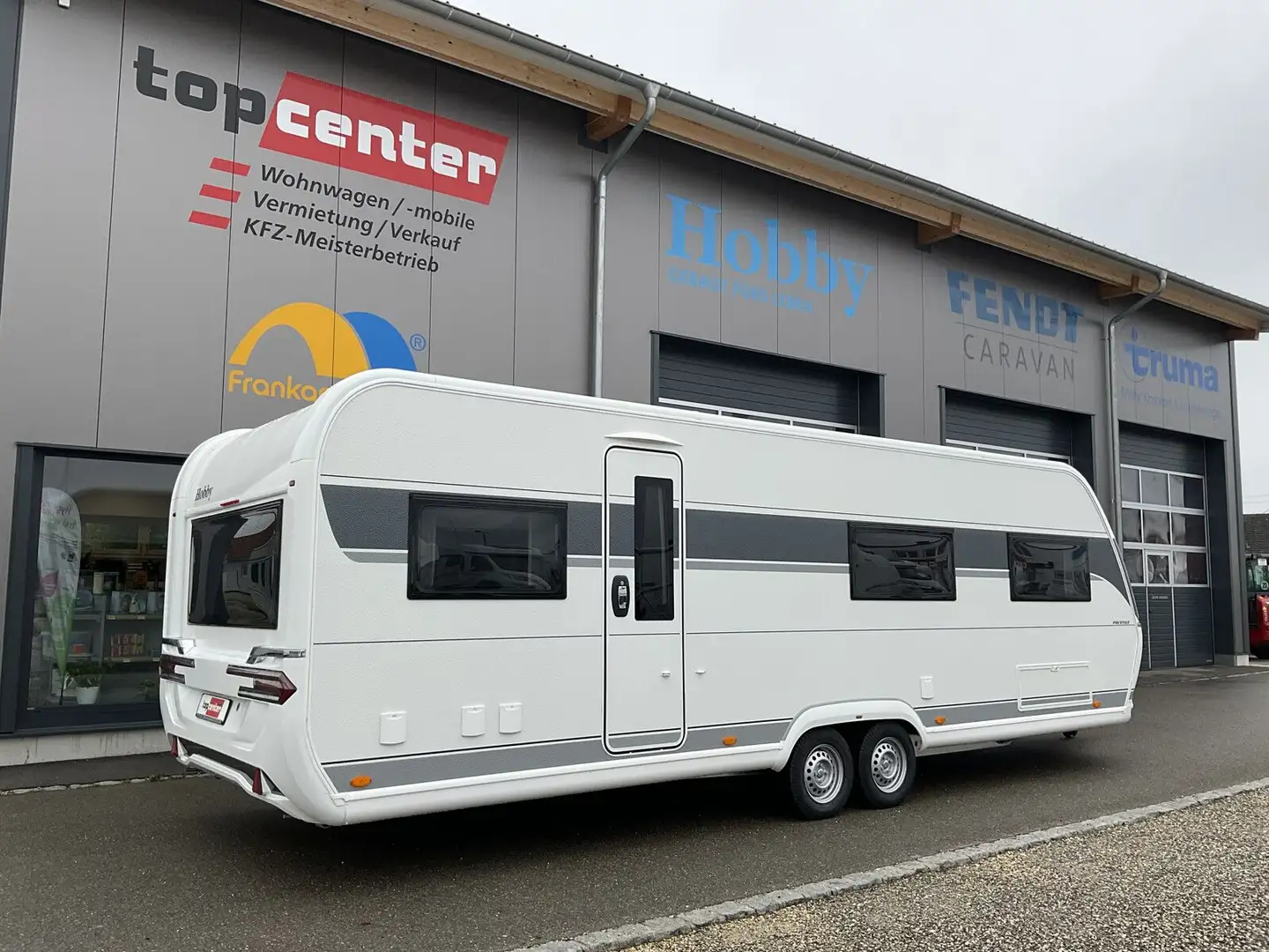 Hobby Prestige 720 UKFe 2025er - Kinderbetten Weiß - 1