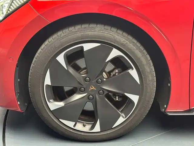 CUPRA Born view 9