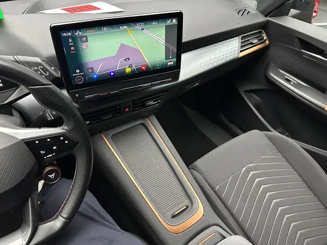 CUPRA Born view 18