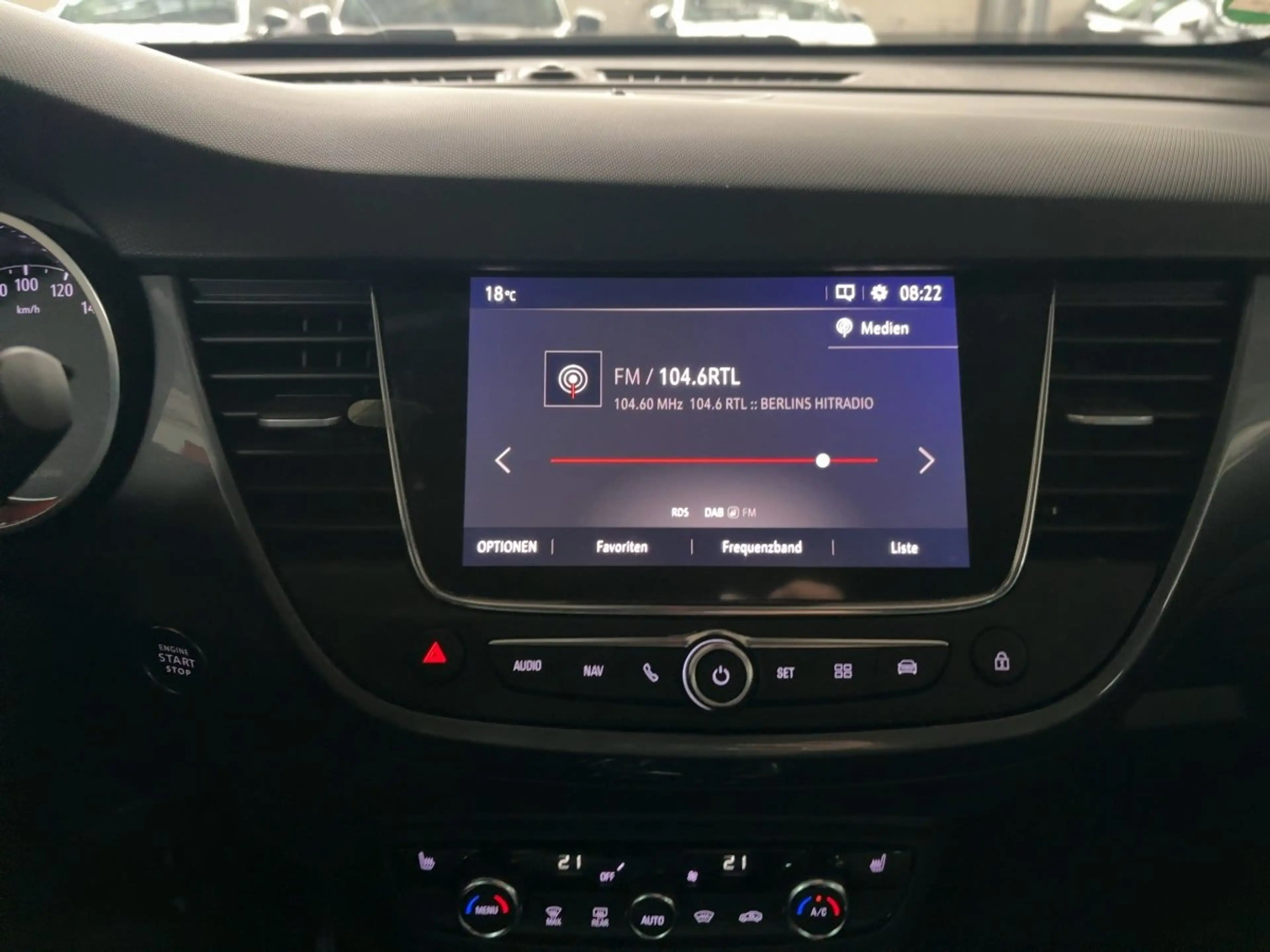 Opel Crossland Elegance LED+Kamera+Winterpaket — photo 13