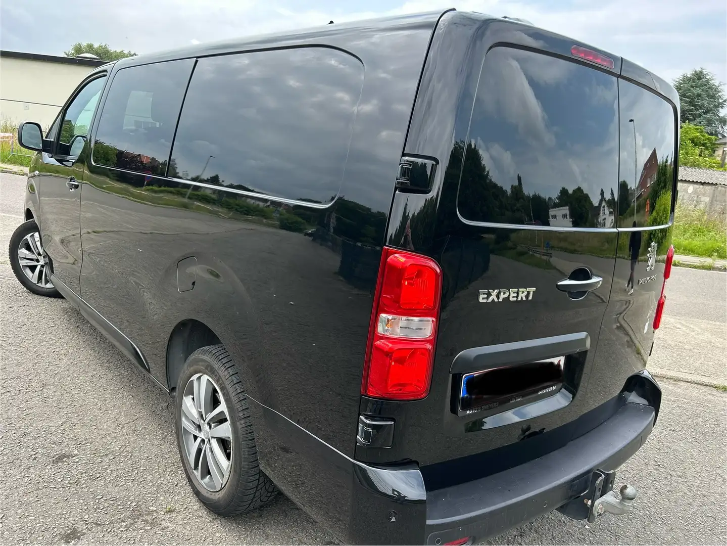 Peugeot Expert L2 2.0 BlueHDi Zwart - 2