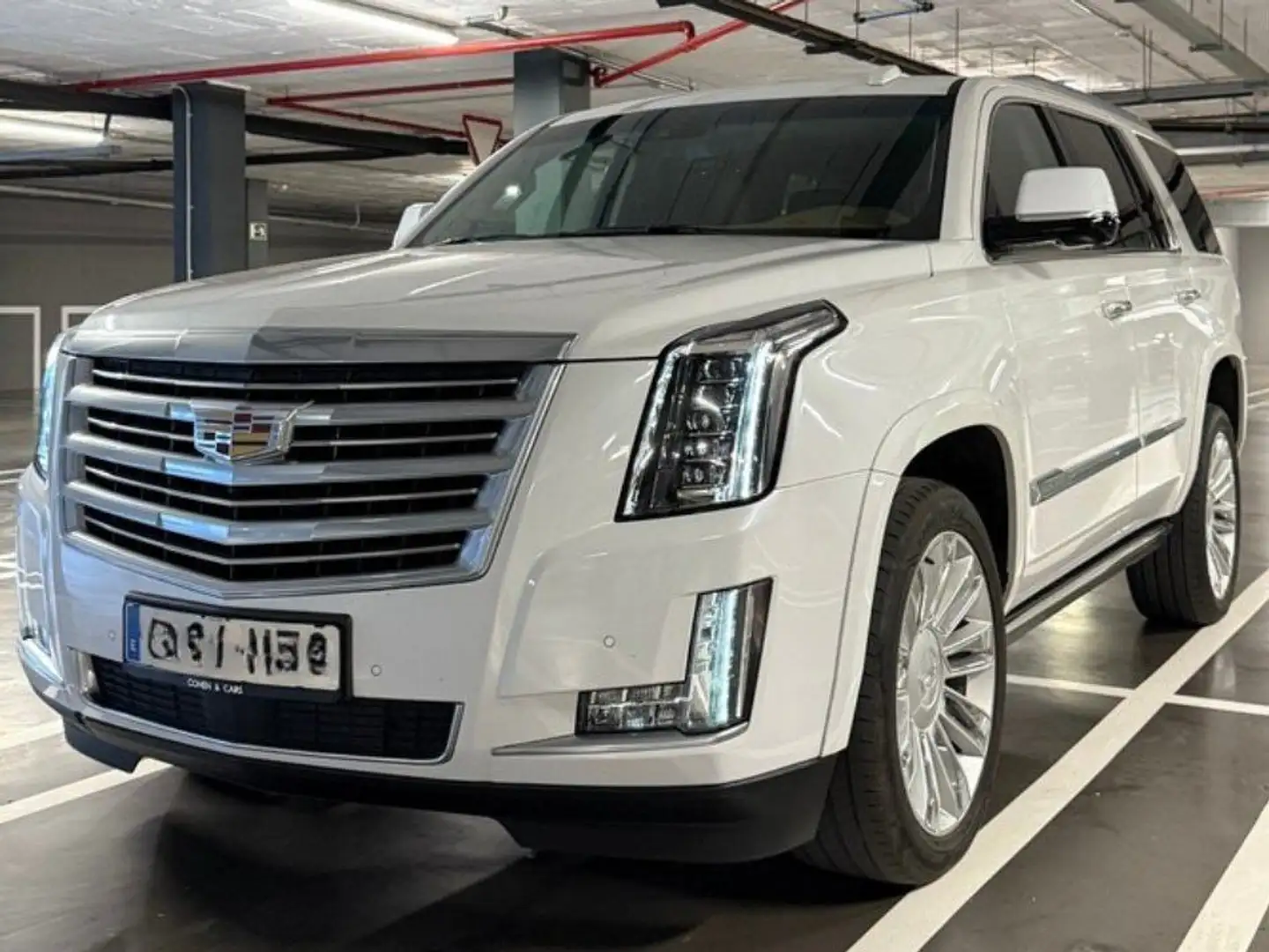 Cadillac Escalade Platitum Alb - 1
