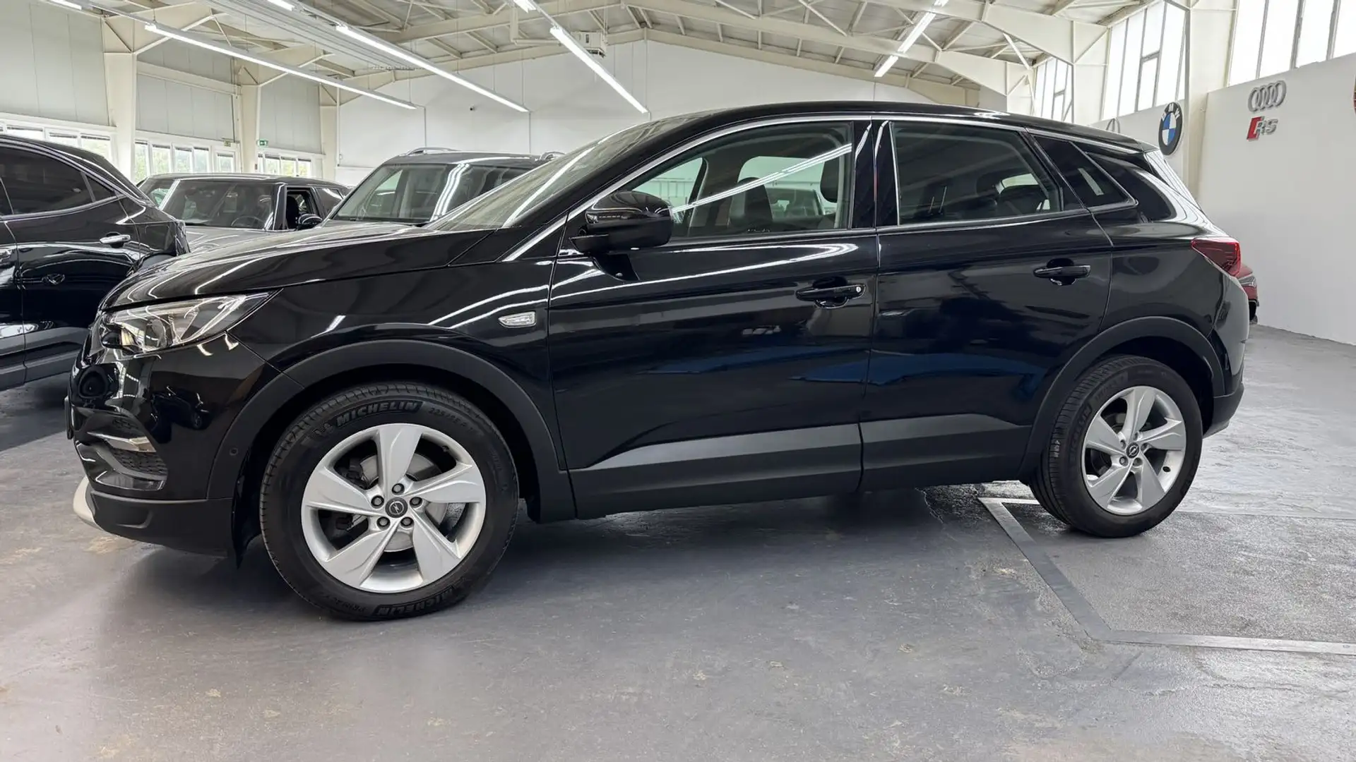 Opel Grandland X Grandland Innovation Zwart - 1