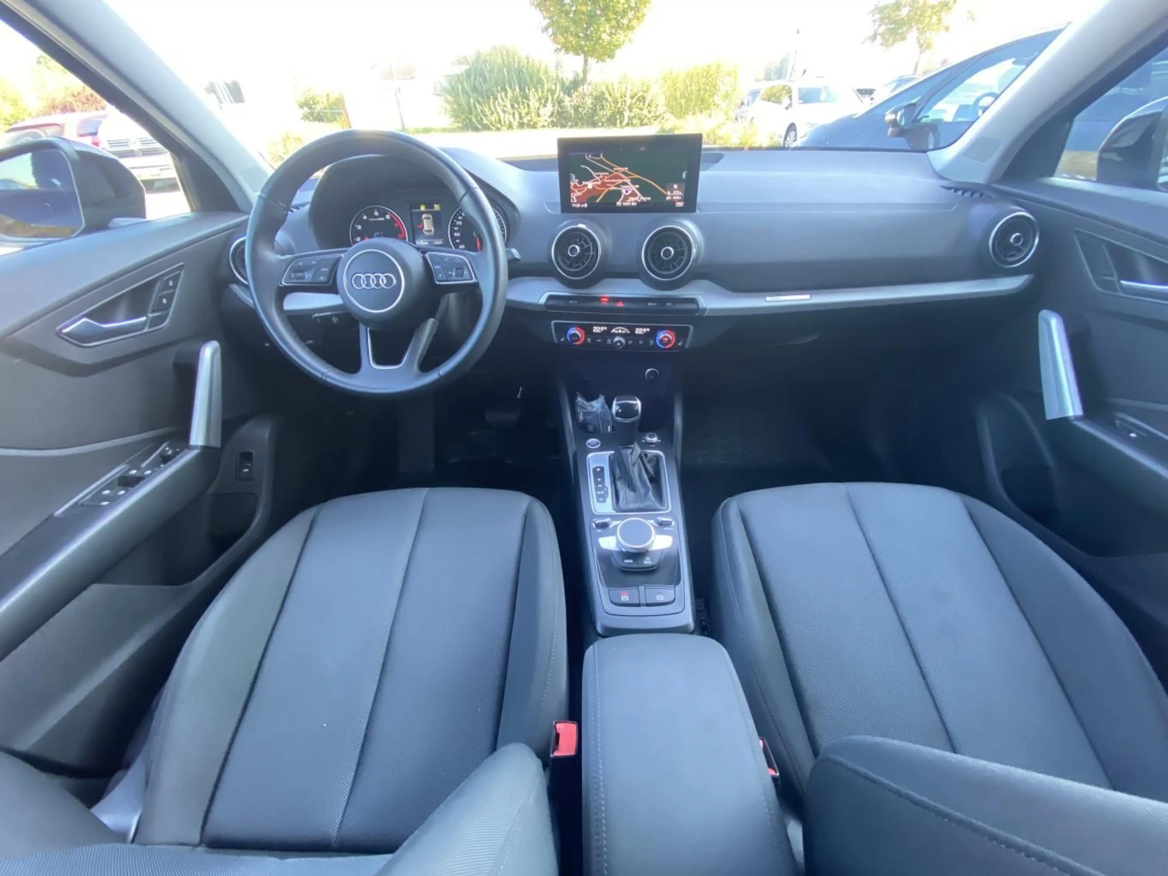 Audi Q2 1.5 TSI S-tronic advanced NAVI+KAMERA+LED+DAB — photo 13