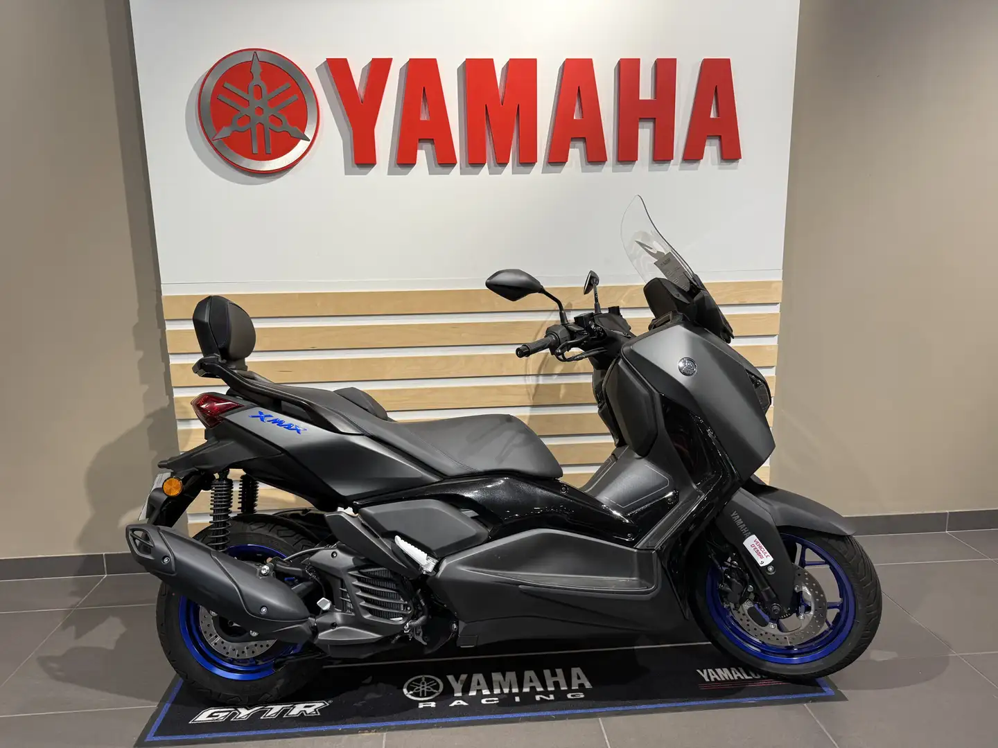 Yamaha X-Max 125 - 1