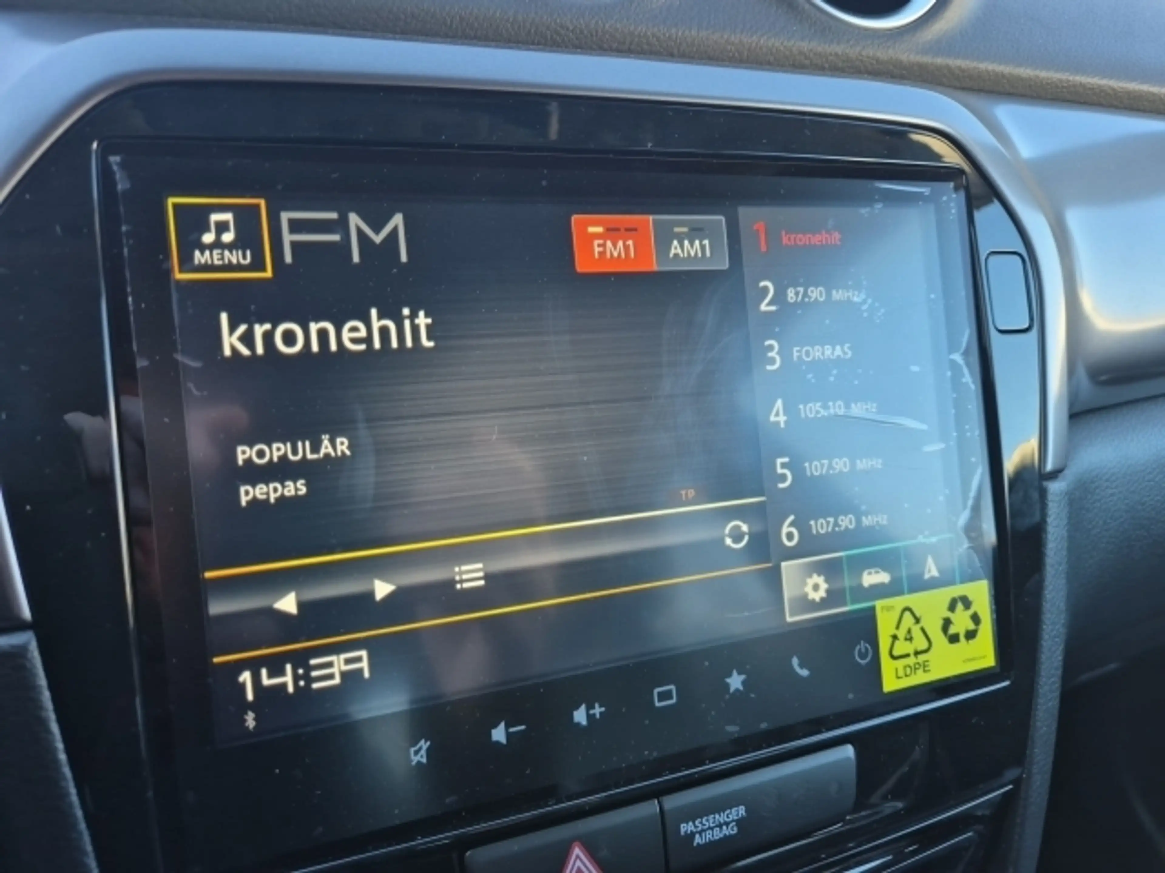 Suzuki Vitara Vitara 1,4 Hybrid Automatik — photo 11