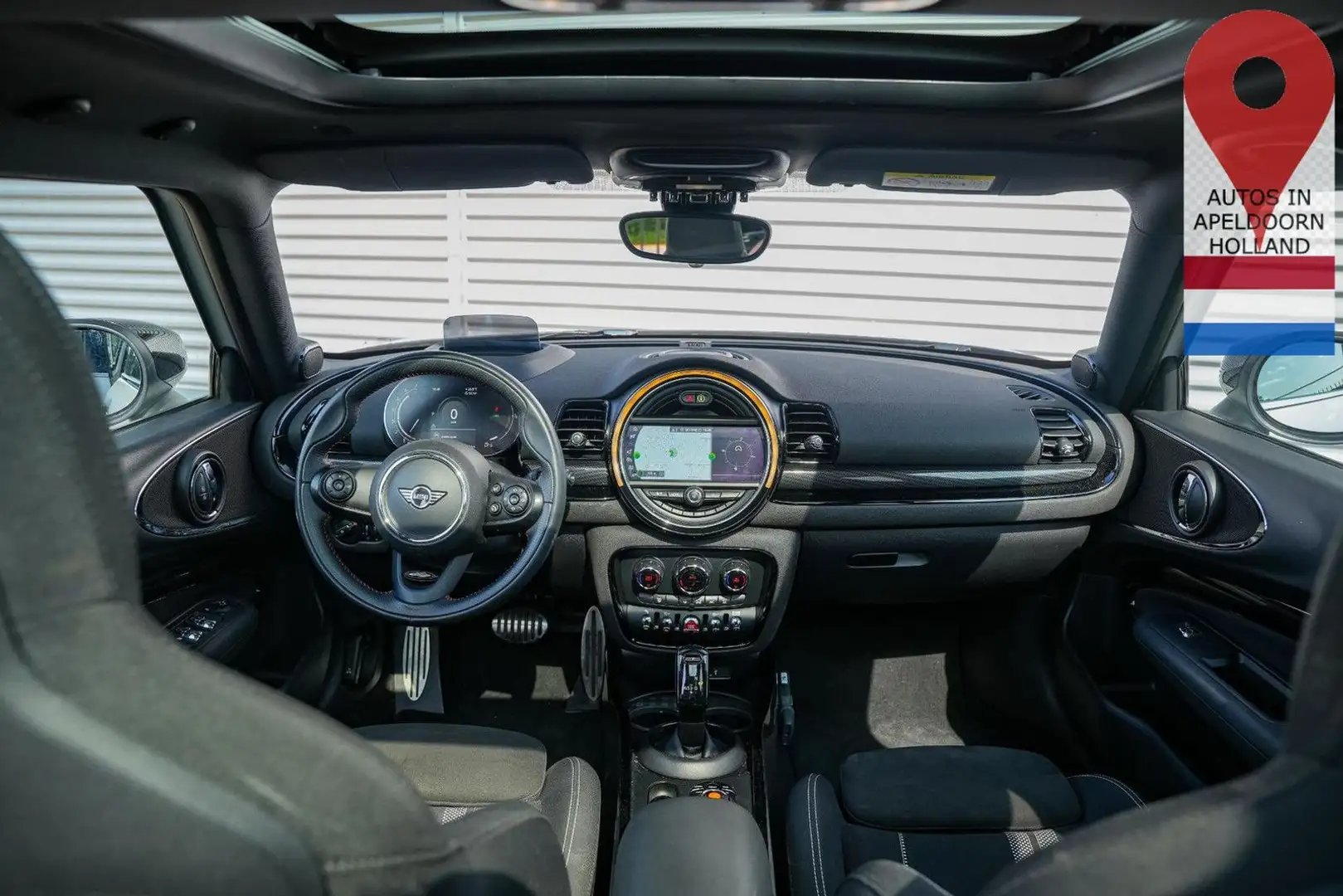 MINI Cooper Clubman Mini 1.5 JCW panorama dach Harman Bílá - 2