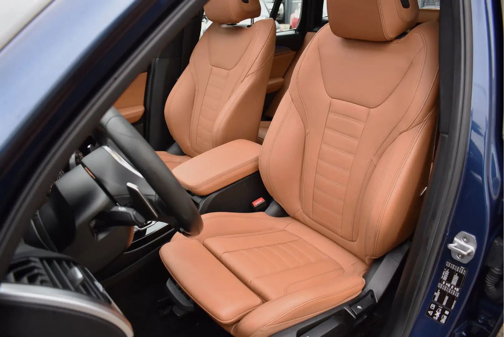 BMW X3 xDrive20i M-Pakket 184 Pk Pano Bruin Leder Trekhaa Blauw - 2