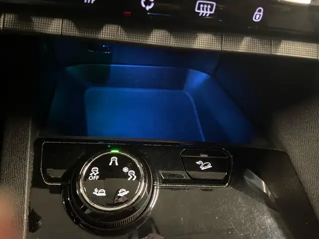 Peugeot 3008 view 12