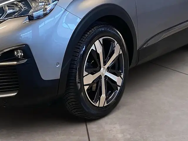 Peugeot 3008 view 15