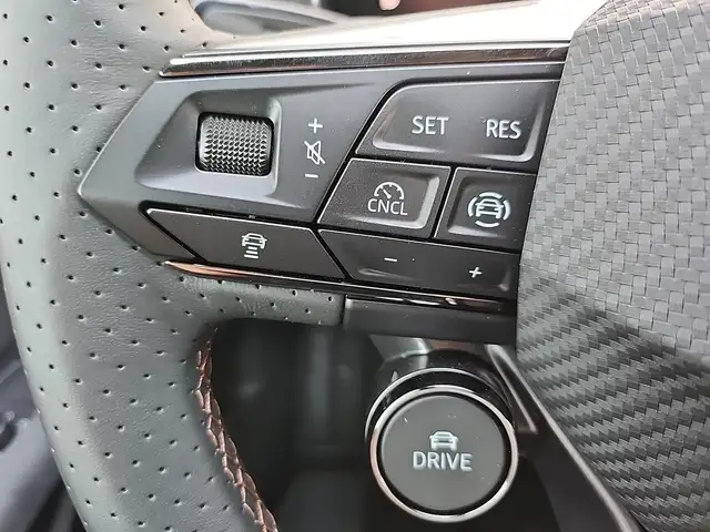 Cupra Born view 12