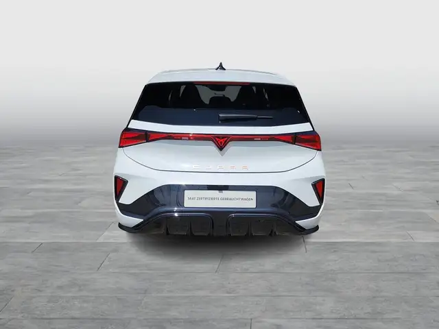 Cupra Born view 5