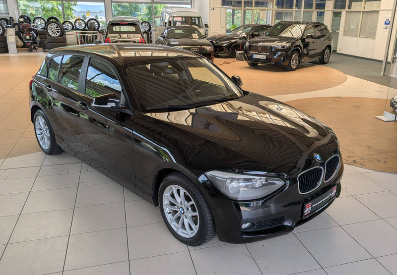 BMW 120 120 d Sitzheizung Klimaautomatik Parktronik hinten — photo 3